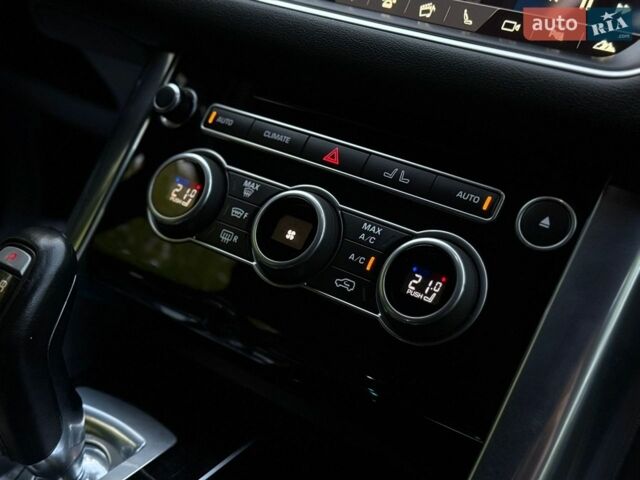 Чорний Ленд Ровер Range Rover Sport, об'ємом двигуна 2.99 л та пробігом 149 тис. км за 26300 $, фото 31 на Automoto.ua