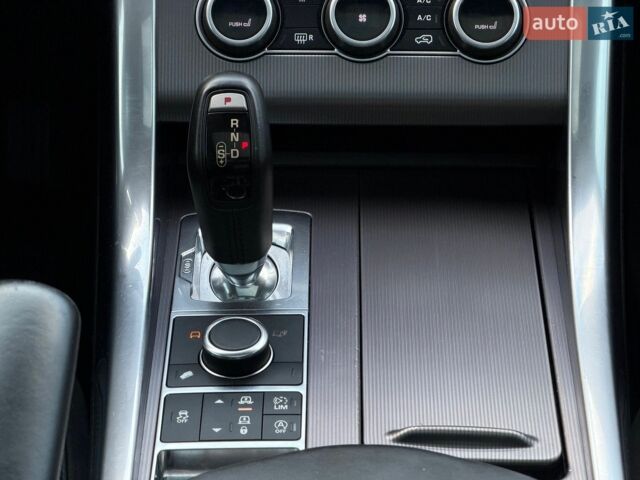 Чорний Ленд Ровер Range Rover Sport, об'ємом двигуна 2.99 л та пробігом 213 тис. км за 26990 $, фото 36 на Automoto.ua