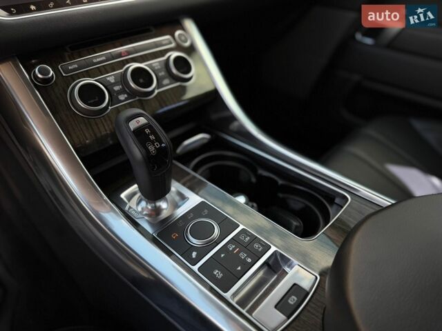 Чорний Ленд Ровер Range Rover Sport, об'ємом двигуна 2.99 л та пробігом 174 тис. км за 25900 $, фото 28 на Automoto.ua