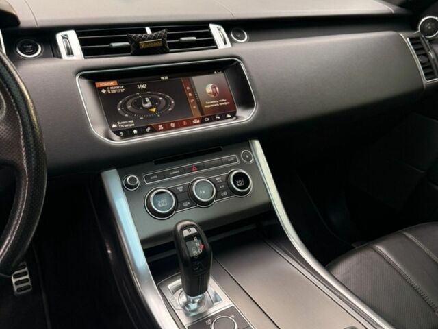 Чорний Ленд Ровер Range Rover Sport, об'ємом двигуна 3 л та пробігом 143 тис. км за 32600 $, фото 11 на Automoto.ua