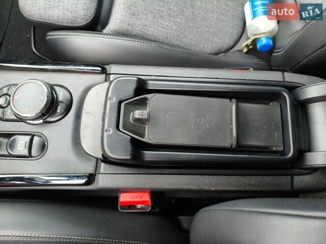 Чорний Ленд Ровер Range Rover Sport, об'ємом двигуна 2 л та пробігом 90 тис. км за 34200 $, фото 21 на Automoto.ua