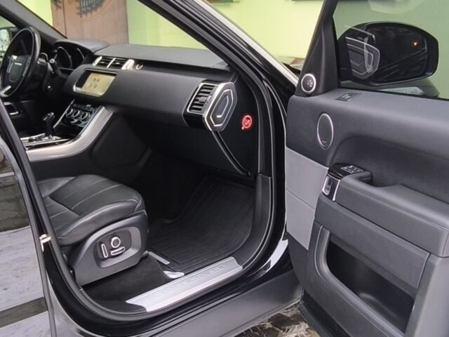 Чорний Ленд Ровер Range Rover Sport, об'ємом двигуна 2.99 л та пробігом 194 тис. км за 32900 $, фото 17 на Automoto.ua