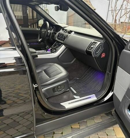 Черный Ленд Ровер Рендж Ровер Спорт, объемом двигателя 2.99 л и пробегом 71 тыс. км за 49000 $, фото 7 на Automoto.ua