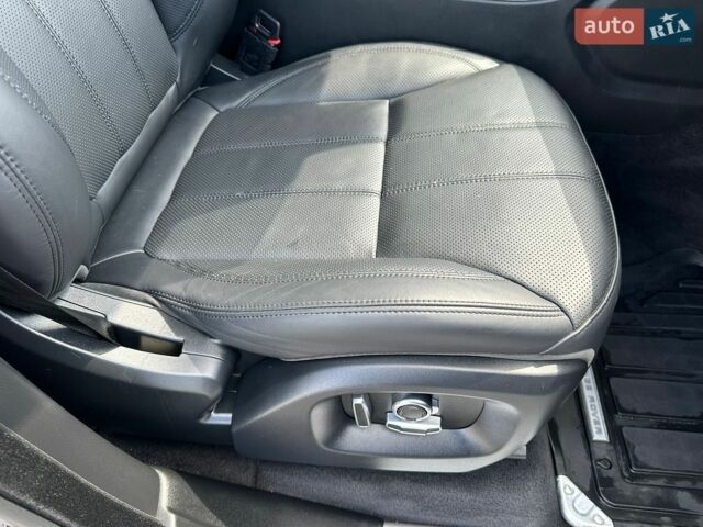 Чорний Ленд Ровер Range Rover Sport, об'ємом двигуна 2.99 л та пробігом 67 тис. км за 37888 $, фото 14 на Automoto.ua
