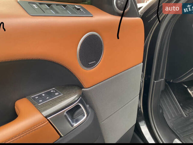 Черный Ленд Ровер Рендж Ровер Спорт, объемом двигателя 2.99 л и пробегом 160 тыс. км за 32500 $, фото 6 на Automoto.ua