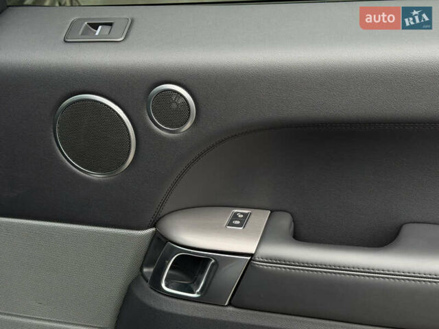 Черный Ленд Ровер Рендж Ровер Спорт, объемом двигателя 3 л и пробегом 143 тыс. км за 28299 $, фото 25 на Automoto.ua