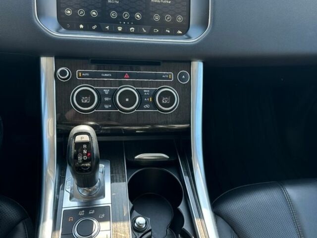 Чорний Ленд Ровер Range Rover Sport, об'ємом двигуна 2.99 л та пробігом 187 тис. км за 27500 $, фото 23 на Automoto.ua