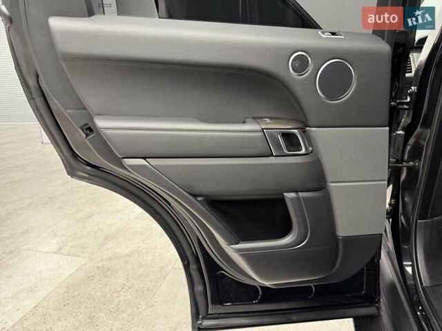 Чорний Ленд Ровер Range Rover Sport, об'ємом двигуна 2 л та пробігом 78 тис. км за 39700 $, фото 21 на Automoto.ua