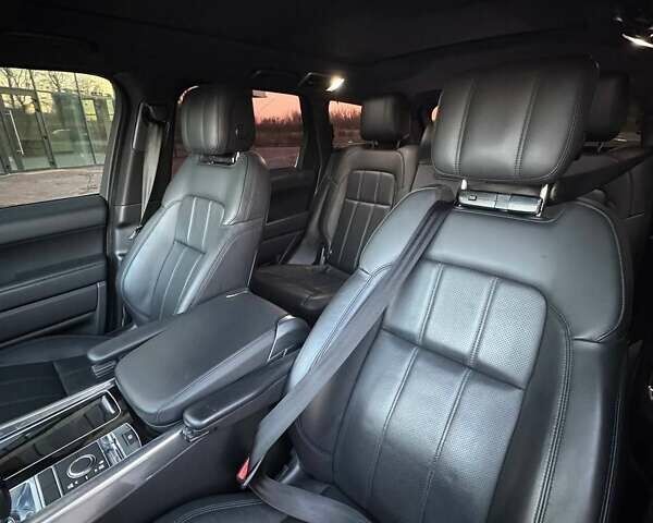 Чорний Ленд Ровер Range Rover Sport, об'ємом двигуна 3 л та пробігом 99 тис. км за 30650 $, фото 34 на Automoto.ua