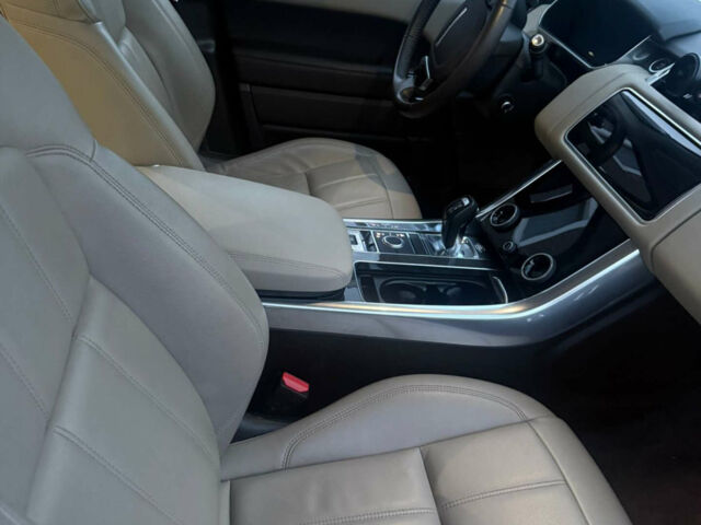 Чорний Ленд Ровер Range Rover Sport, об'ємом двигуна 2 л та пробігом 167 тис. км за 39000 $, фото 10 на Automoto.ua