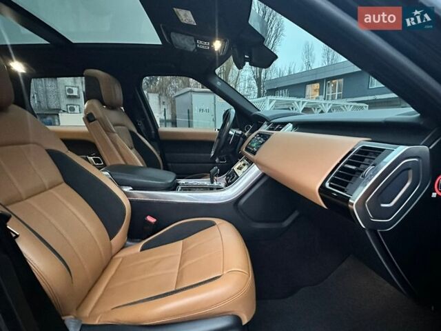 Черный Ленд Ровер Рендж Ровер Спорт, объемом двигателя 2.99 л и пробегом 321 тыс. км за 45500 $, фото 26 на Automoto.ua