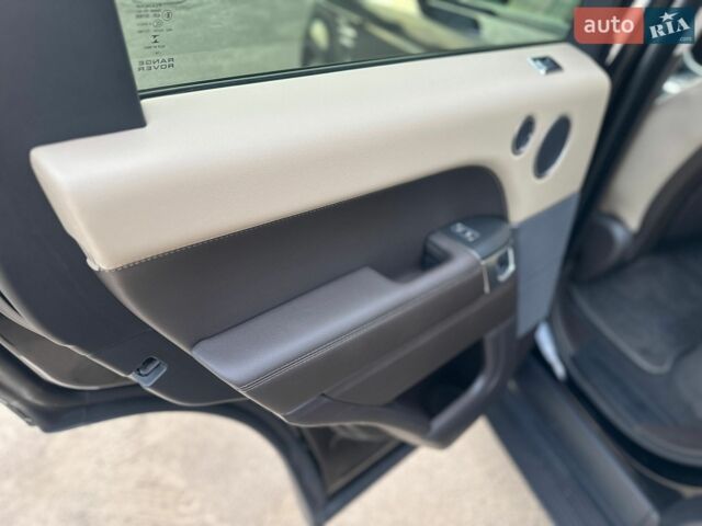 Чорний Ленд Ровер Range Rover Sport, об'ємом двигуна 2 л та пробігом 72 тис. км за 40000 $, фото 16 на Automoto.ua