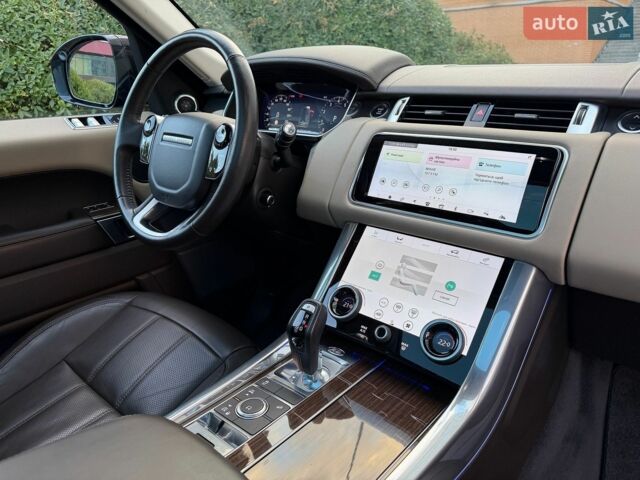 Чорний Ленд Ровер Range Rover Sport, об'ємом двигуна 2 л та пробігом 129 тис. км за 38777 $, фото 2 на Automoto.ua