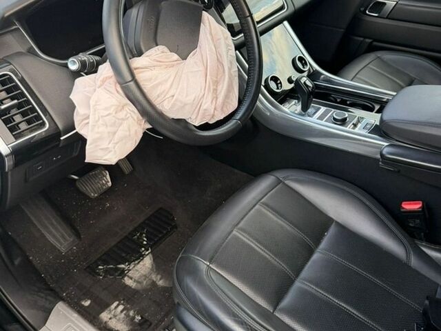Чорний Ленд Ровер Range Rover Sport, об'ємом двигуна 3 л та пробігом 76 тис. км за 27500 $, фото 9 на Automoto.ua