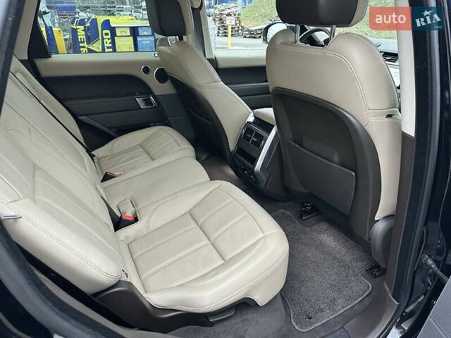 Черный Ленд Ровер Рендж Ровер Спорт, объемом двигателя 2 л и пробегом 72 тыс. км за 45000 $, фото 16 на Automoto.ua