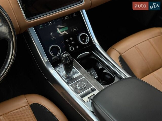 Чорний Ленд Ровер Range Rover Sport, об'ємом двигуна 2.99 л та пробігом 104 тис. км за 49900 $, фото 15 на Automoto.ua