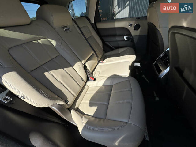 Чорний Ленд Ровер Range Rover Sport, об'ємом двигуна 2.99 л та пробігом 165 тис. км за 41990 $, фото 39 на Automoto.ua