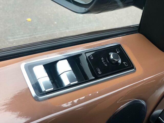 Чорний Ленд Ровер Range Rover Sport, об'ємом двигуна 3 л та пробігом 0 тис. км за 114087 $, фото 12 на Automoto.ua