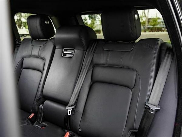 Чорний Ленд Ровер Range Rover Sport, об'ємом двигуна 3 л та пробігом 155 тис. км за 47000 $, фото 17 на Automoto.ua