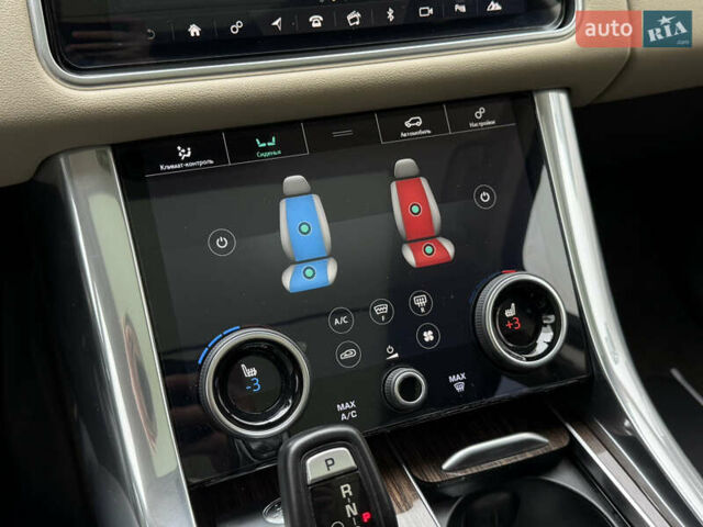 Черный Ленд Ровер Рендж Ровер Спорт, объемом двигателя 3 л и пробегом 162 тыс. км за 45000 $, фото 19 на Automoto.ua