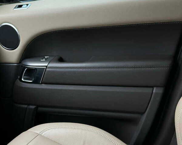 Черный Ленд Ровер Рендж Ровер Спорт, объемом двигателя 2 л и пробегом 99 тыс. км за 46800 $, фото 19 на Automoto.ua