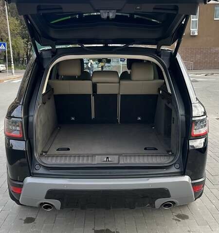 Ленд Ровер Рендж Ровер Спорт 2018 в Киеве на Automoto.ua Черный Ленд Ровер Рендж Ровер Спорт, объемом двигателя 2 л и пробегом 93 тыс. км за 44000 $, фото 5 на Automoto.ua