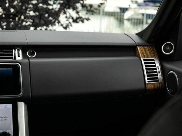 Чорний Ленд Ровер Range Rover Sport, об'ємом двигуна 3 л та пробігом 155 тис. км за 47000 $, фото 15 на Automoto.ua