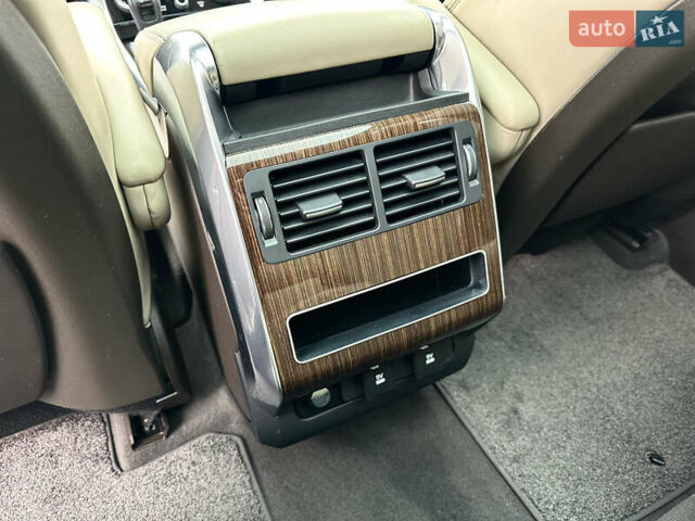 Чорний Ленд Ровер Range Rover Sport, об'ємом двигуна 2.99 л та пробігом 28 тис. км за 62000 $, фото 18 на Automoto.ua