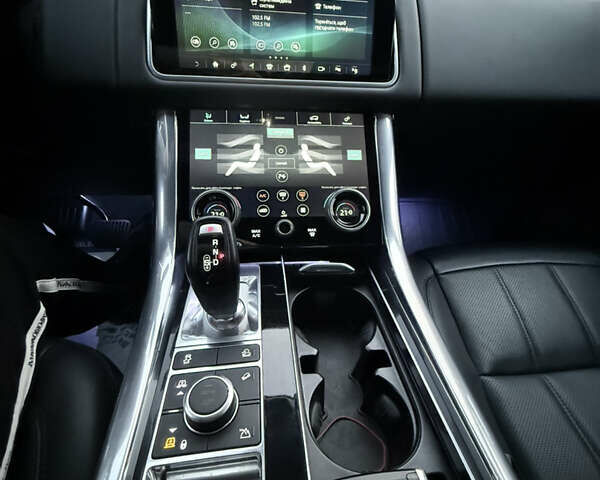 Черный Ленд Ровер Рендж Ровер Спорт, объемом двигателя 2.99 л и пробегом 124 тыс. км за 38999 $, фото 25 на Automoto.ua