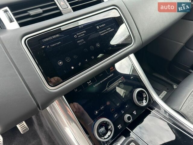 Чорний Ленд Ровер Range Rover Sport, об'ємом двигуна 3 л та пробігом 135 тис. км за 39500 $, фото 16 на Automoto.ua