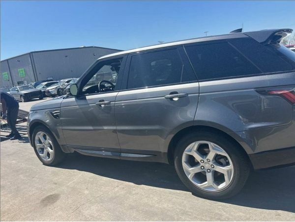 Чорний Ленд Ровер Range Rover Sport, об'ємом двигуна 3 л та пробігом 161 тис. км за 42000 $, фото 2 на Automoto.ua