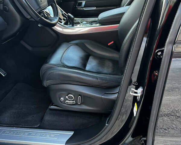 Черный Ленд Ровер Рендж Ровер Спорт, объемом двигателя 5 л и пробегом 65 тыс. км за 74900 $, фото 20 на Automoto.ua