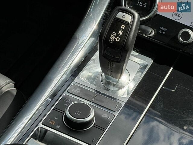 Чорний Ленд Ровер Range Rover Sport, об'ємом двигуна 3 л та пробігом 33 тис. км за 45490 $, фото 27 на Automoto.ua