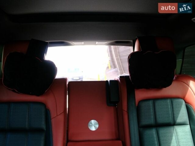 Черный Ленд Ровер Рендж Ровер Спорт, объемом двигателя 5 л и пробегом 86 тыс. км за 75000 $, фото 8 на Automoto.ua