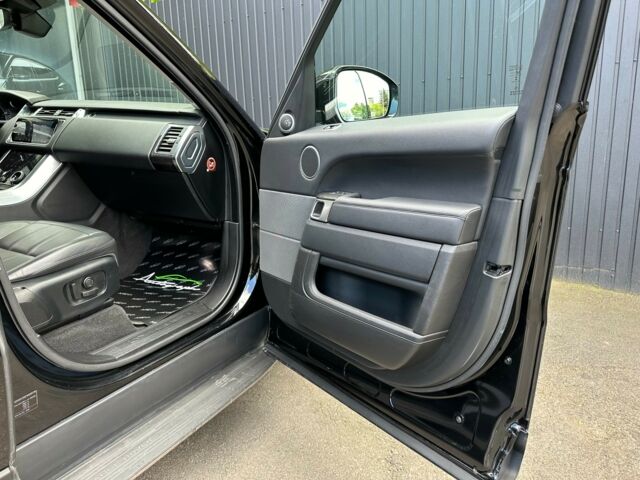 Чорний Ленд Ровер Range Rover Sport, об'ємом двигуна 2 л та пробігом 81 тис. км за 44500 $, фото 31 на Automoto.ua
