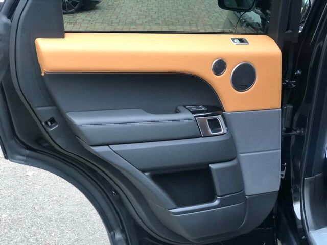 Чорний Ленд Ровер Range Rover Sport, об'ємом двигуна 3 л та пробігом 0 тис. км за 114087 $, фото 32 на Automoto.ua