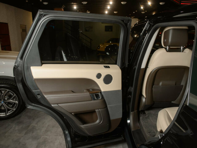 Чорний Ленд Ровер Range Rover Sport, об'ємом двигуна 3 л та пробігом 11 тис. км за 89000 $, фото 28 на Automoto.ua