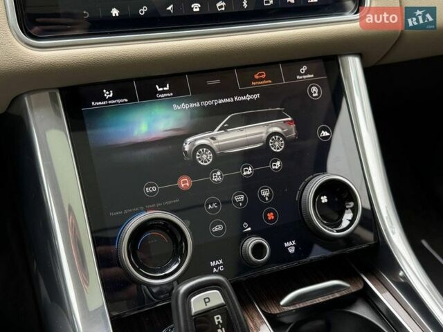Черный Ленд Ровер Рендж Ровер Спорт, объемом двигателя 2.99 л и пробегом 165 тыс. км за 40000 $, фото 18 на Automoto.ua