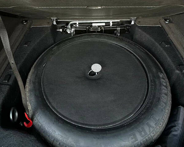 Черный Ленд Ровер Рендж Ровер Спорт, объемом двигателя 2 л и пробегом 99 тыс. км за 46800 $, фото 12 на Automoto.ua