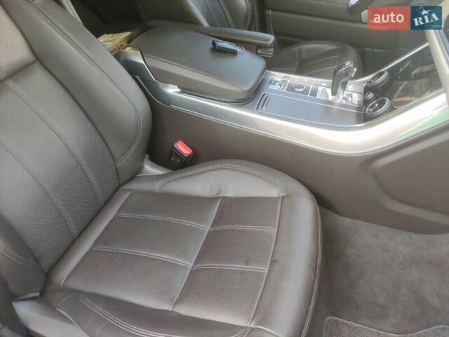 Чорний Ленд Ровер Range Rover Sport, об'ємом двигуна 2.99 л та пробігом 131 тис. км за 33000 $, фото 14 на Automoto.ua