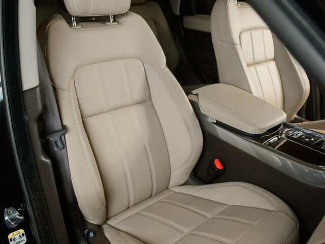 Чорний Ленд Ровер Range Rover Sport, об'ємом двигуна 3 л та пробігом 11 тис. км за 89000 $, фото 24 на Automoto.ua