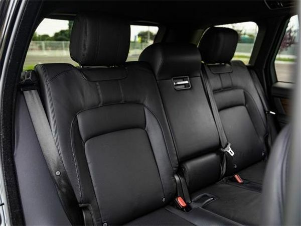 Чорний Ленд Ровер Range Rover Sport, об'ємом двигуна 3 л та пробігом 155 тис. км за 47000 $, фото 18 на Automoto.ua