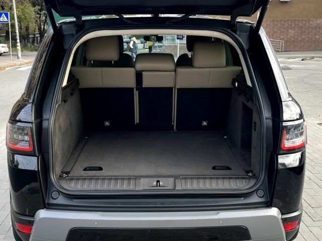 Чорний Ленд Ровер Range Rover Sport, об'ємом двигуна 2 л та пробігом 93 тис. км за 44000 $, фото 8 на Automoto.ua