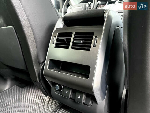 Чорний Ленд Ровер Range Rover Sport, об'ємом двигуна 2.99 л та пробігом 27 тис. км за 55000 $, фото 48 на Automoto.ua