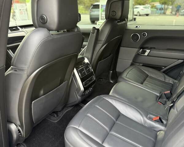 Чорний Ленд Ровер Range Rover Sport, об'ємом двигуна 2.99 л та пробігом 160 тис. км за 48000 $, фото 19 на Automoto.ua