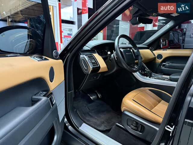 Ленд Ровер Рендж Ровер Спорт 2018 в Одессе на Automoto.ua Черный Ленд Ровер Рендж Ровер Спорт, объемом двигателя 2.99 л и пробегом 97 тыс. км за 57000 $, фото 9 на Automoto.ua