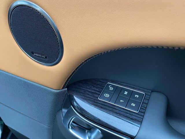 Чорний Ленд Ровер Range Rover Sport, об'ємом двигуна 3 л та пробігом 9 тис. км за 119000 $, фото 47 на Automoto.ua