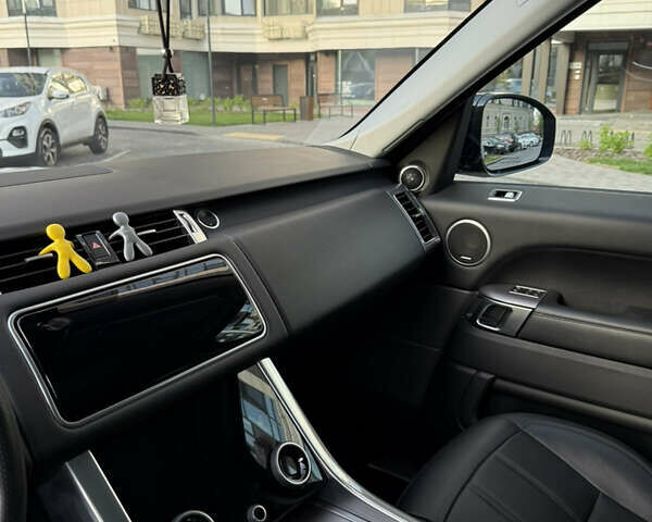 Чорний Ленд Ровер Range Rover Sport, об'ємом двигуна 3 л та пробігом 63 тис. км за 53500 $, фото 12 на Automoto.ua