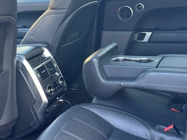 Чорний Ленд Ровер Range Rover Sport, об'ємом двигуна 3 л та пробігом 56 тис. км за 53000 $, фото 17 на Automoto.ua