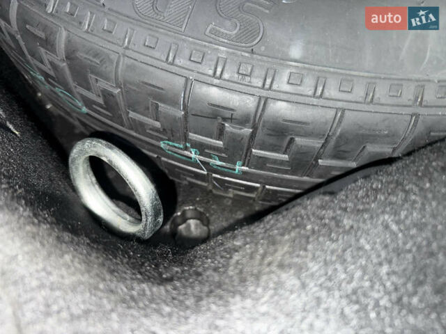 Черный Ленд Ровер Рендж Ровер Спорт, объемом двигателя 2.99 л и пробегом 139 тыс. км за 51000 $, фото 53 на Automoto.ua
